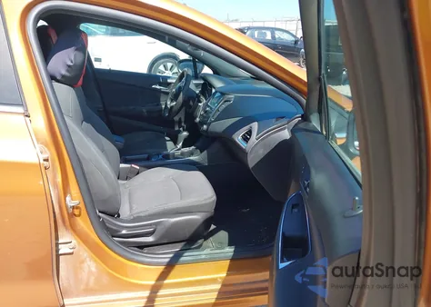 2017 Chevrolet Cruze Lt Auto z USA, uszkodzony, nr VIN 3G1BE6SM6HS540334